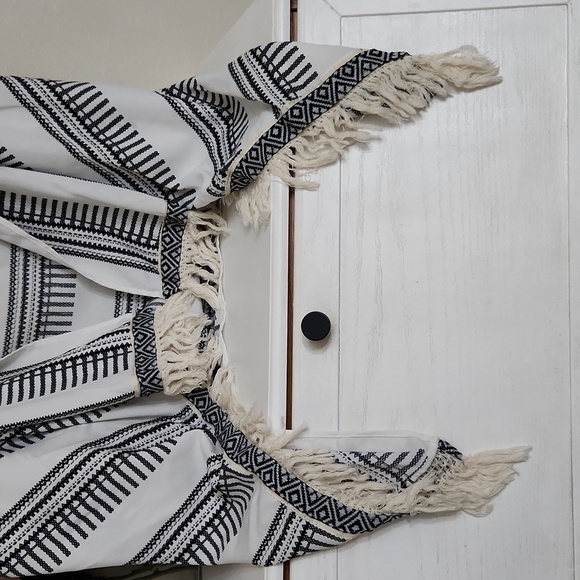 Bohemian Vest Kimono Coverup Aztec Vacation Lagenlook beachy feminine Western - Picture 7 of 8